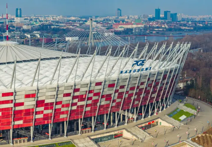 Ekstraklasa – Jak kursy bukmacherskie odzwierciedlają szanse drużyn na mistrzostwo?
