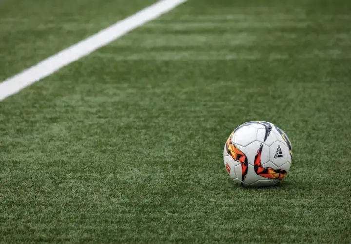 Jak ewoluował futbol? Najważniejsze zmiany zasad w piłce nożnej