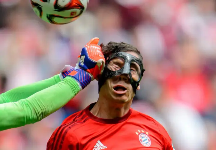 Dlaczego Lewandowski grał w masce? Szokująca prawda o kontuzji