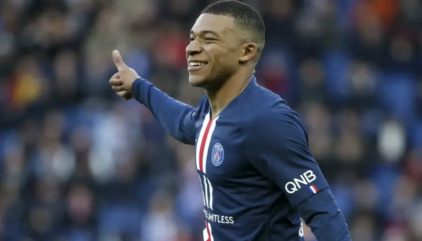 Kylian Mbappé: życie prywatne i zarobki gwiazdy futbolu